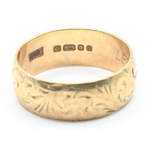 19 - 9ct gold band ring, with a continuous foliate design, hallmarked London 1979, size N, 3.56 grams... 