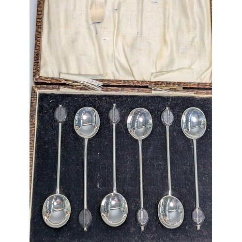 198 - Set of six George V silver coffee bean spoons, AS, Birmingham 1925, gross weight 32.6 grams, cased... 