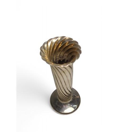 206 - Late Victorian silver vase, Atkin Brothers, Sheffield 1890, with a spiralled fluted design, height 1... 