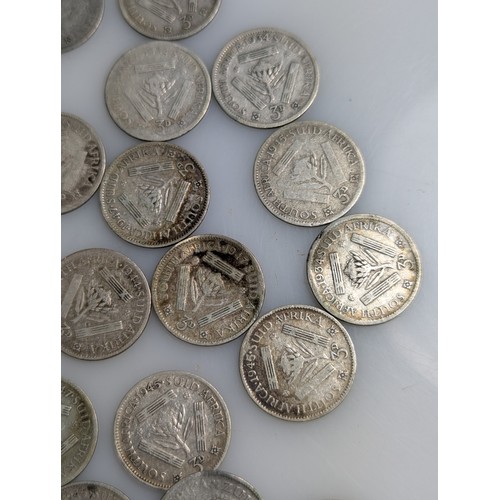 246 - Collection of South African silver coins, including 63.1 grams of pre-1950 threepences (800-gra... 