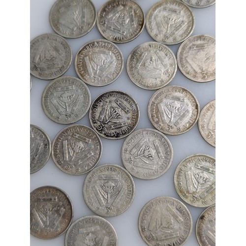 246 - Collection of South African silver coins, including 63.1 grams of pre-1950 threepences (800-gra... 