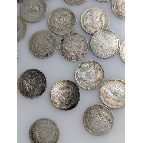 246 - Collection of South African silver coins, including 63.1 grams of pre-1950 threepences (800-gra... 