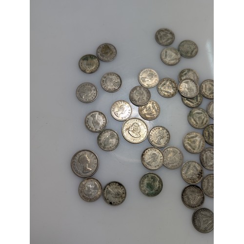 246 - Collection of South African silver coins, including 63.1 grams of pre-1950 threepences (800-gra... 