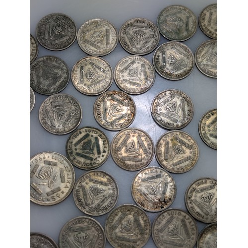 246 - Collection of South African silver coins, including 63.1 grams of pre-1950 threepences (800-gra... 