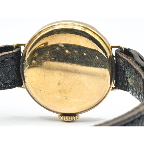 276 - 9ct gold cased Avia ladies watch, the silvered dial with Arabic and baton markers and subsidiary sec... 