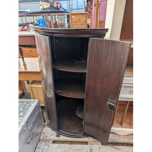 275 - Vintage Oak Corner Cabinet with Internal ShelvesW 50. D 50 . H 111.