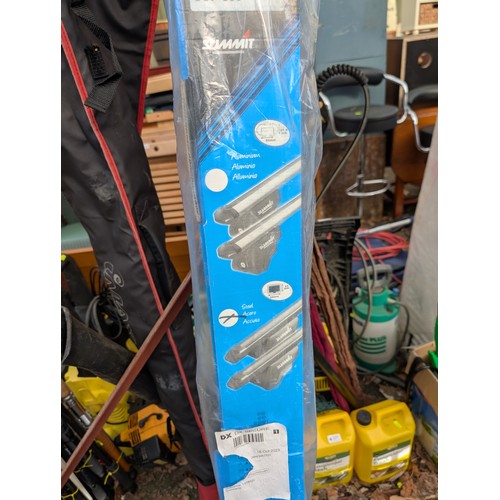 378 - Summit steel roof bars. L135cm. In box.