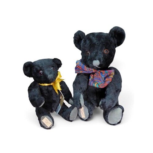 216 - Two limited edition Dean's Rag Book articulated bears: Archie and Oscar, tallest 45cm, Archie with t... 