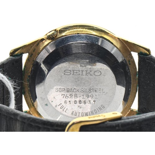 19 - Seiko gold plated gents diashock automatic watch, the silvered dial with applied gold coloured baton... 