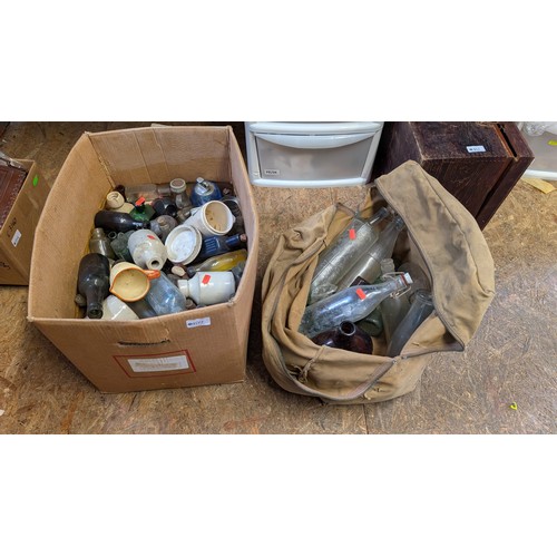409 - Large quantity of vintage & antique bottles