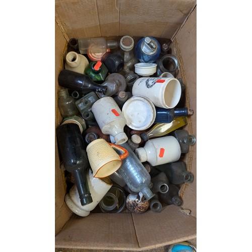 409 - Large quantity of vintage & antique bottles