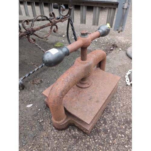 135 - Cast iron book press. Seized/rusted. W40cm D25cm H35cm.