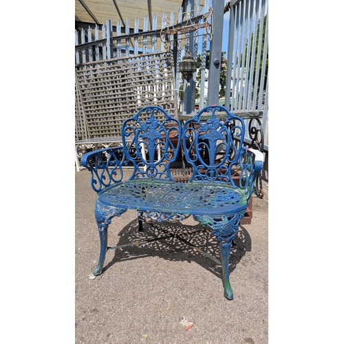 135A - Aluminium garden bench in blue&nbsp;