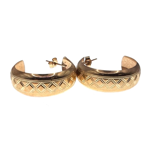 38 - Pair of 9ct gold patterned hoop earrings, hallmarked, 25mm, gross weight 2.2 grams