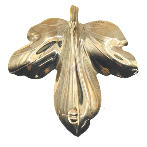 69 - 9ct gold and pearl leaf brooch, hallmarked, length 40mm gross weight 3.82 grams