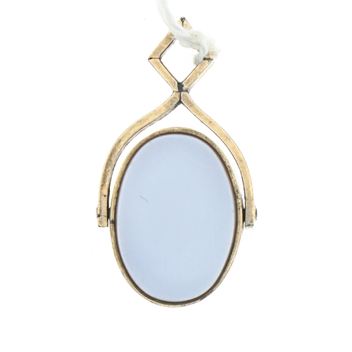 77 - Yellow metal mounted swivel fob set with bloodstone and sardonyx, length 32mm, gross weight 4.48 gra... 