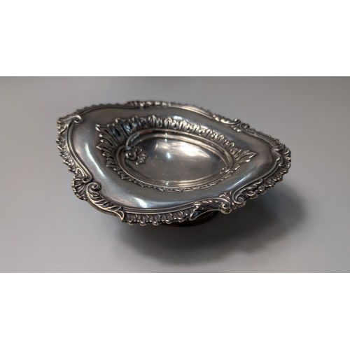 336 - Set of four Late Victorian silver footed bonbon dishes,&nbsp;G C W, Birmingham 1894, length 14.2cm, ... 