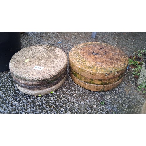 96 - 2 sets of of circular stone garden bases (3 x larger, 4 x larger) or plinth tops, each formed as a t... 