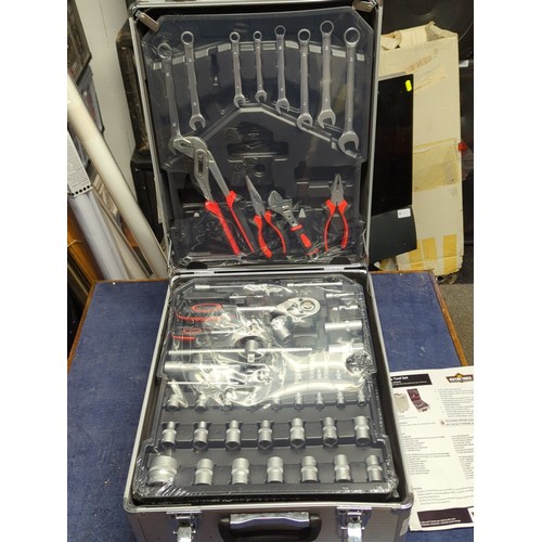 A Victor Tools 250-piece hand tool set, comprising steel sockets ...