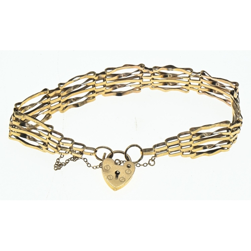 22 - 9ct gold gate link bracelet with a heart-shaped clasp, hallmarked, with a safety chain, 7.68 grams... 