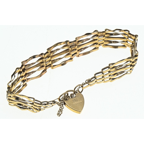 22 - 9ct gold gate link bracelet with a heart-shaped clasp, hallmarked, with a safety chain, 7.68 grams... 