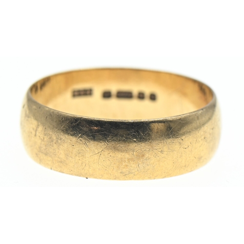 37 - 9ct gold band ring, hallmarked, size Z, 6.44 grams