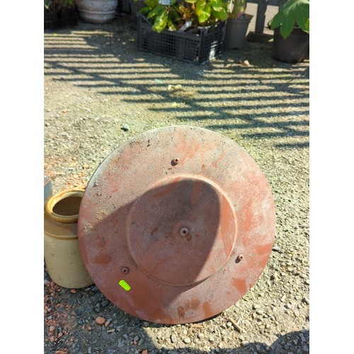 46 - A group of garden items including a wire-mesh chimney cowl with circular rain cap and strap clamps, ... 