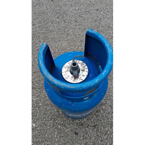 104 - Calor Gas 7kg butane cylinder.