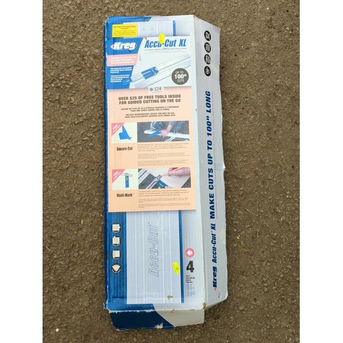 124 - Kreg Accu-Cut XL circular saw track guide system; accompanied by the Accu-Cut XL and Accu-Cut Expans... 
