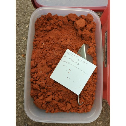 152 - Group of studio materials and equipment comprising a plastic tub of red clay labelled “Delft clay” w... 
