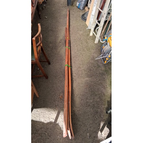 Lot 221       