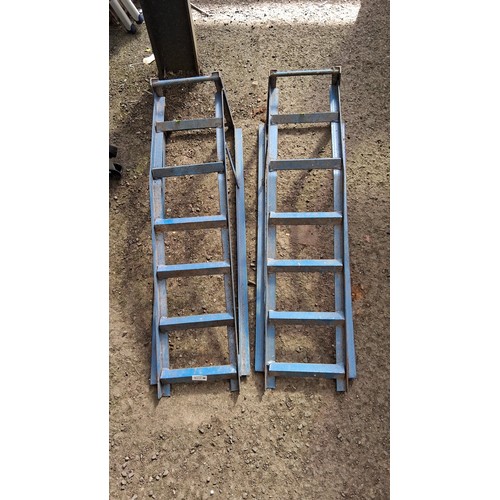 Lot 228       