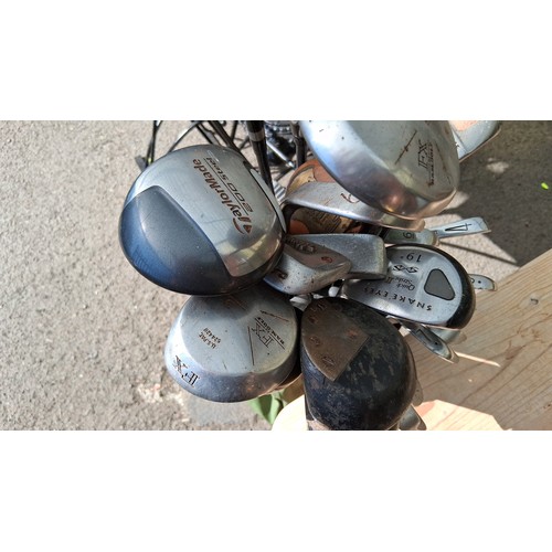235 - A quantity of mixed golf clubs including Adams Golf driver, TaylorMade 200 Steel driver, Callaway Bi... 