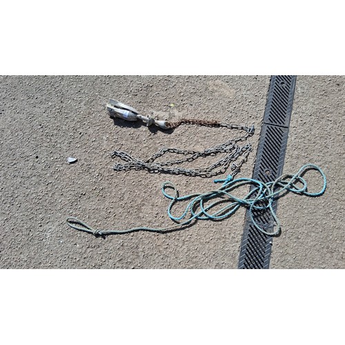 238C - Galvanised steel four-fluke grapnel anchor with chain and rope warp.