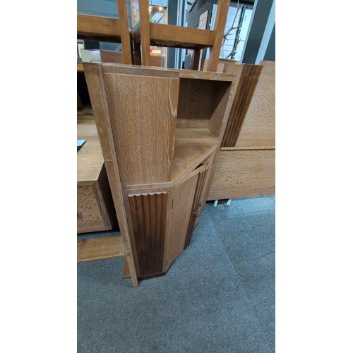 1019 - Pair of limed oak bedside corner units.