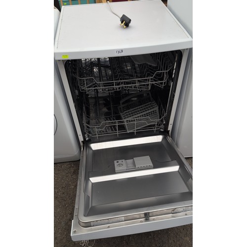 136a - Kenwood freestanding dishwasher.