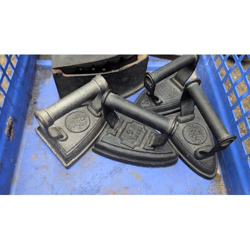 242a - 6 x cast iron flat irons inc. J&J Siddons no. 6.