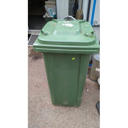 Lot 102       
