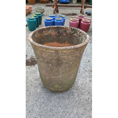 90 - Large terracotta garden planter.