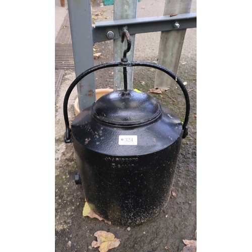 J & J Siddons three-gallon cast-iron cooking pot.