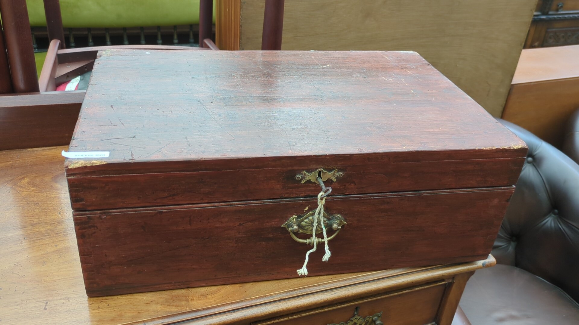 Lot 654