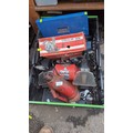 A group of workshop tools including a Record No. 83 bench vice, Clarke ...