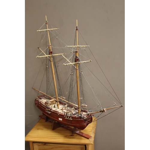 133 - MODEL GALLEON