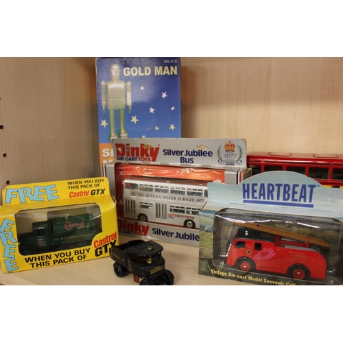 34 - LGE QUANTITY OF TOYS, GAMES & RAILWAY ITEMS