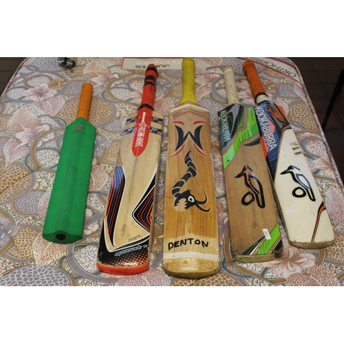 28 - 5 CRICKET BATS