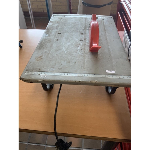 55 - 240V SAW TABLE