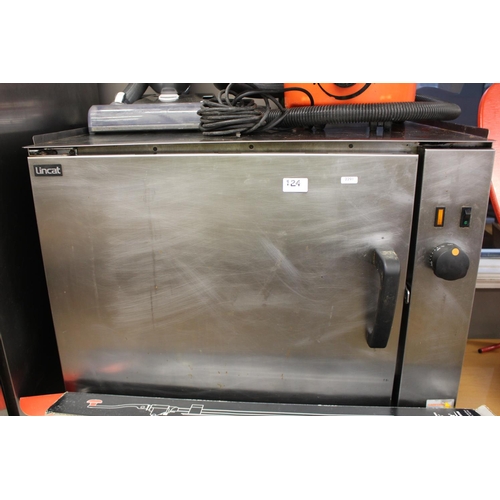 124 - LINCAT 240V SS CONVECTION OVEN