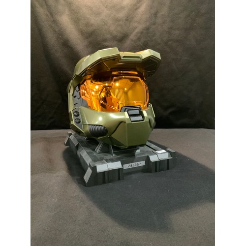 214 - HALO 3 285257 FIGURE RRP £145