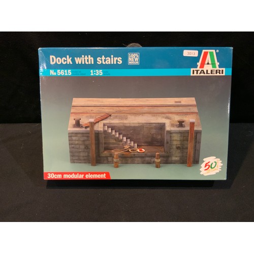 273 - ITALERI DOCK WITH STAIRS 30CM MODULAR ELEMENT RRP £20