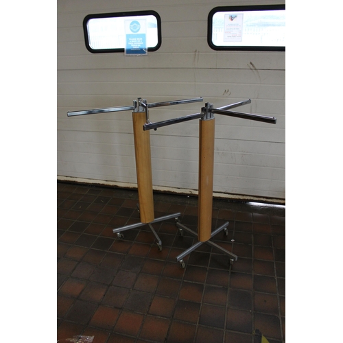 24 - 2X WOODEN MAXI DRESS STANDS